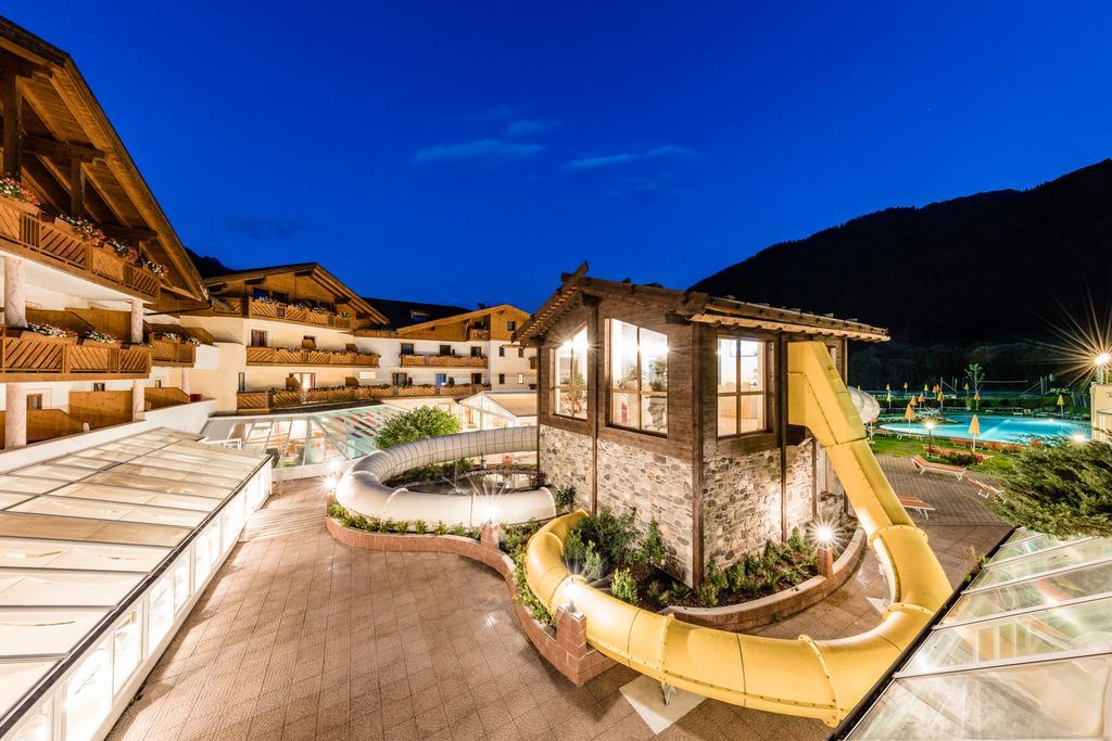 Hotel Schneeberg Family Spa Resort Ridanna Bagian luar foto
