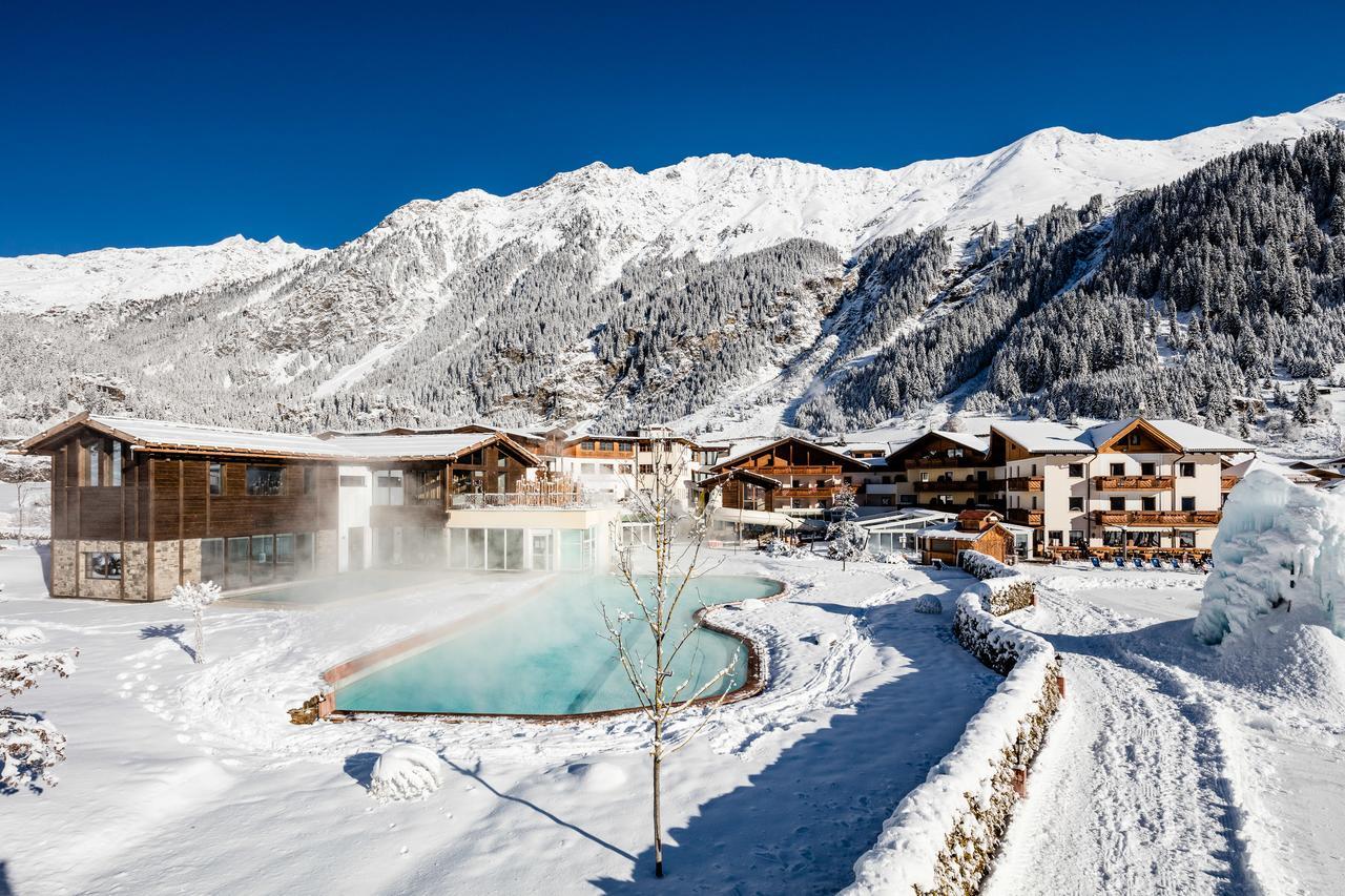 Hotel Schneeberg Family Spa Resort Ridanna Bagian luar foto
