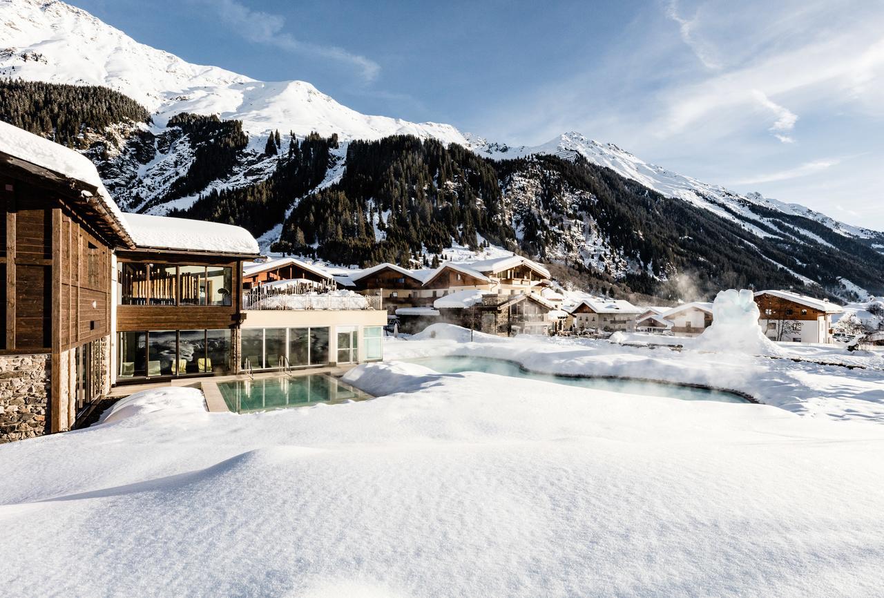 Hotel Schneeberg Family Spa Resort Ridanna Bagian luar foto