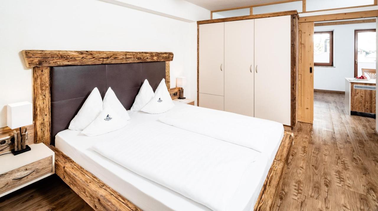Hotel Schneeberg Family Spa Resort Ridanna Bagian luar foto
